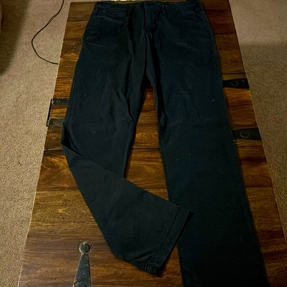 America Eagle black next level flex pants.